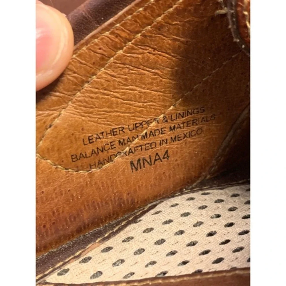 Born handcrafted leather